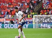 爱游戏app下载-亚洲精英对决，谁能称霸足球舞台