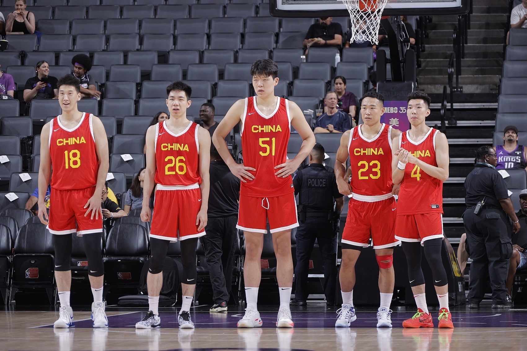 河南男篮击败实力对手，全队发挥出色