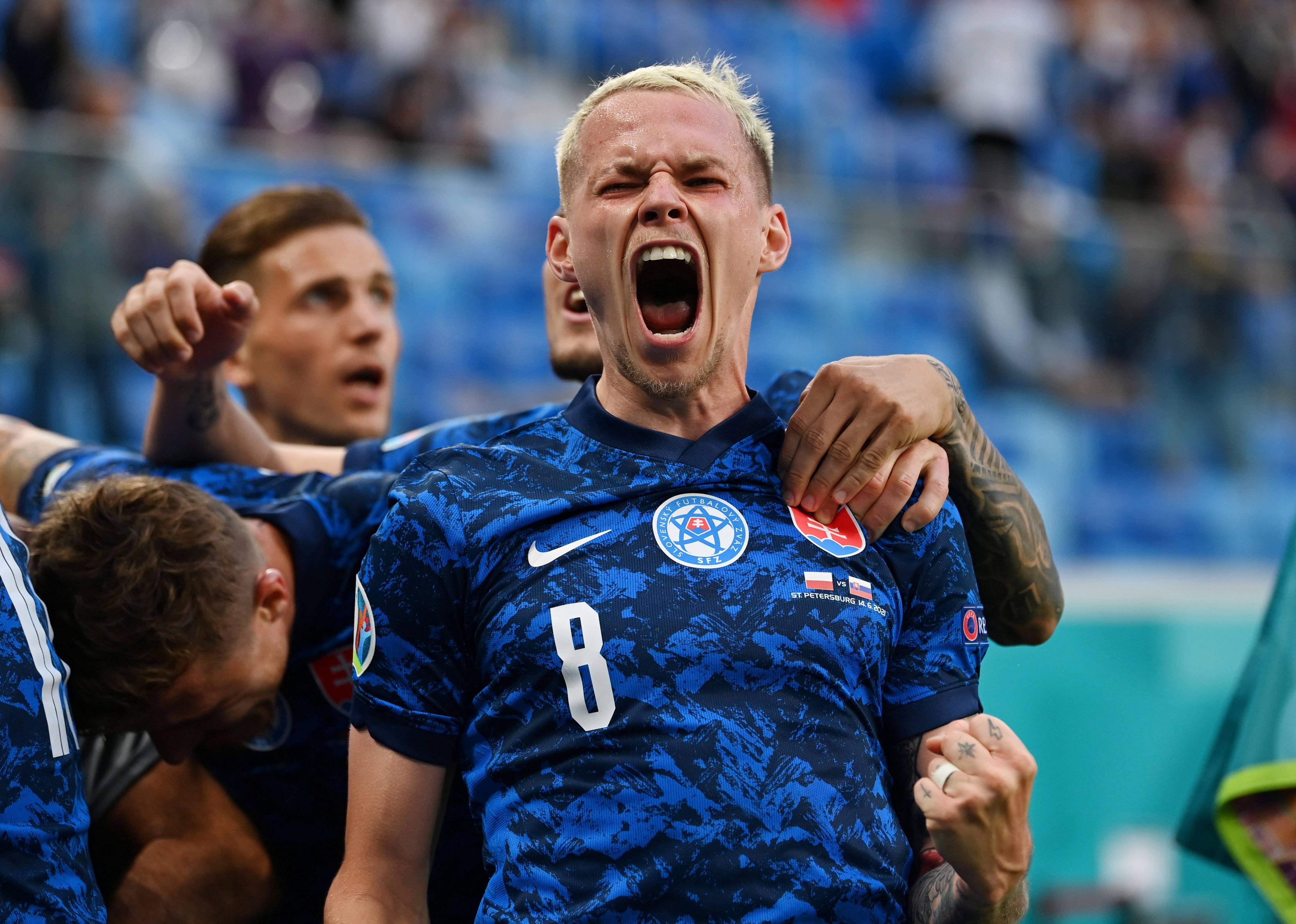 瑞典队在欧预赛赛场上表现出色，成功晋级