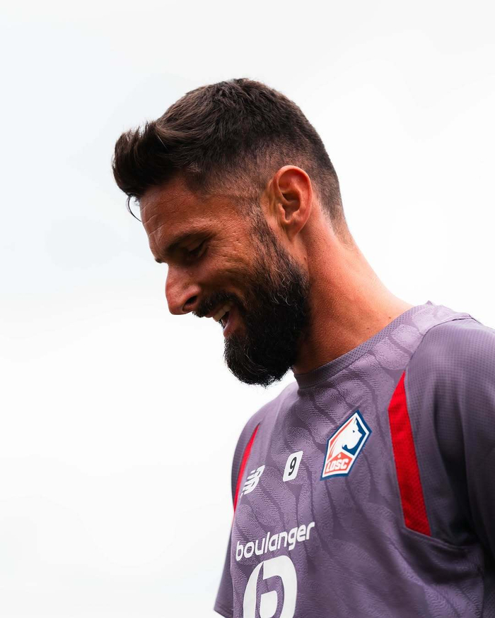 里尔俱乐部球员接受了特别训练