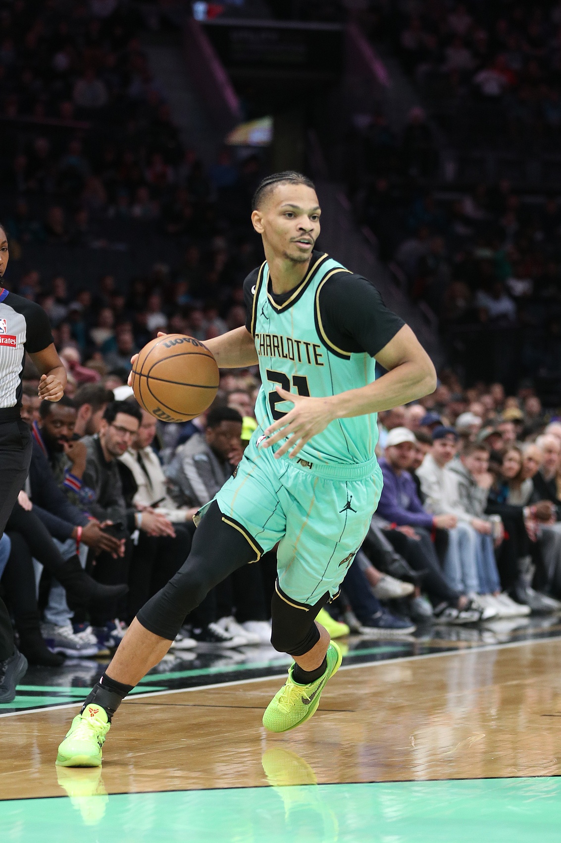 立陶宛篮球联赛选手在国际顶级赛事中崭露头角的简单介绍