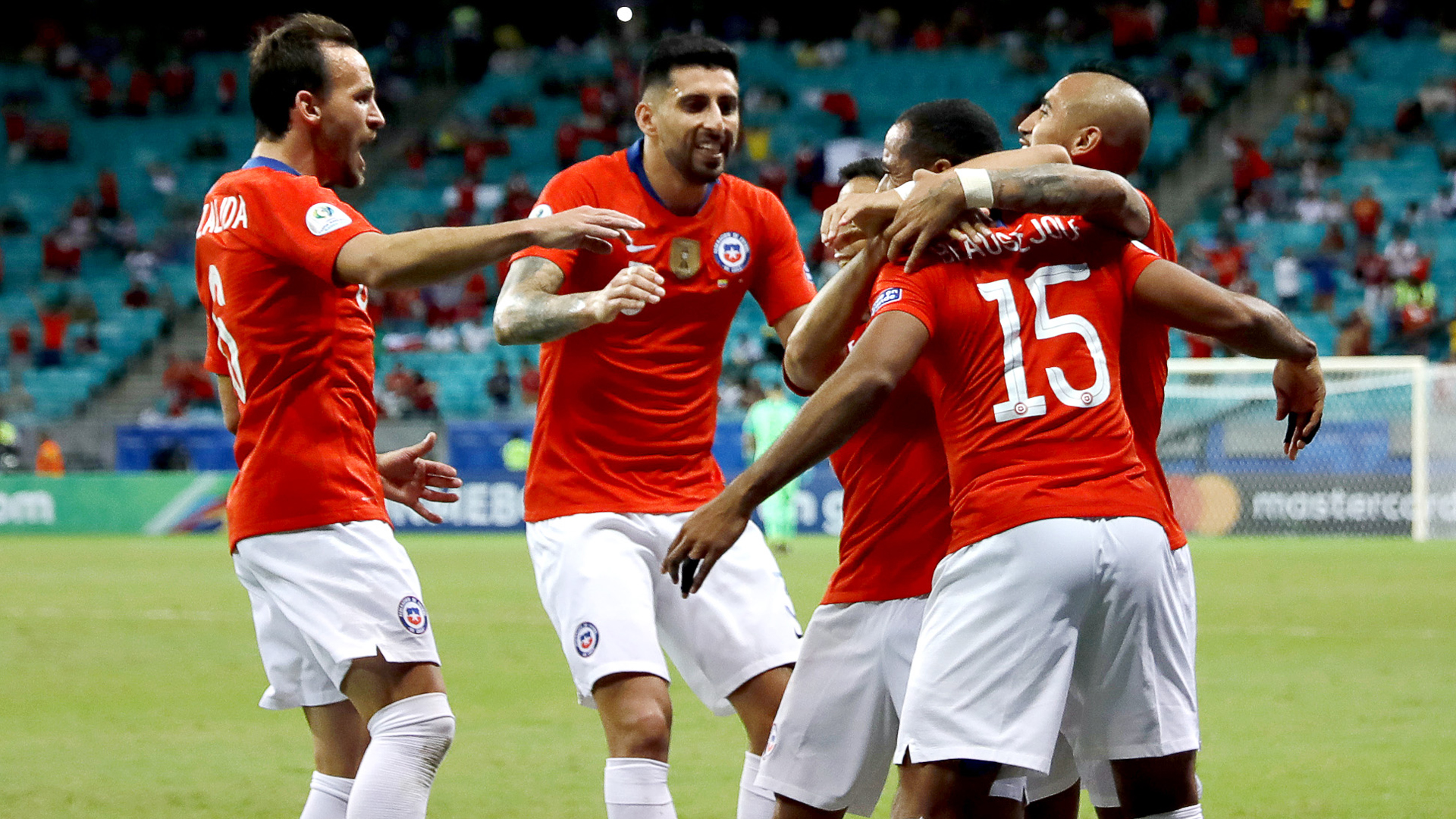 包含智利队在国际大赛场上表现出色的词条 包含智利队在国际大赛场上表现出色的词条